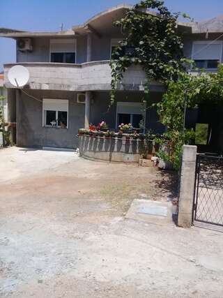 Апарт-отели RAR APARTMANI Бар Апартаменты-студио с видом на море-1